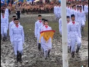 Potret Semangat Paskibra Sibulue Bone, di Lapangan Berlumpur dan Berlintah