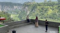 6 Potret Pesona Lembah Ngarai Sianok, Pahatan Perbukitan yang Indah