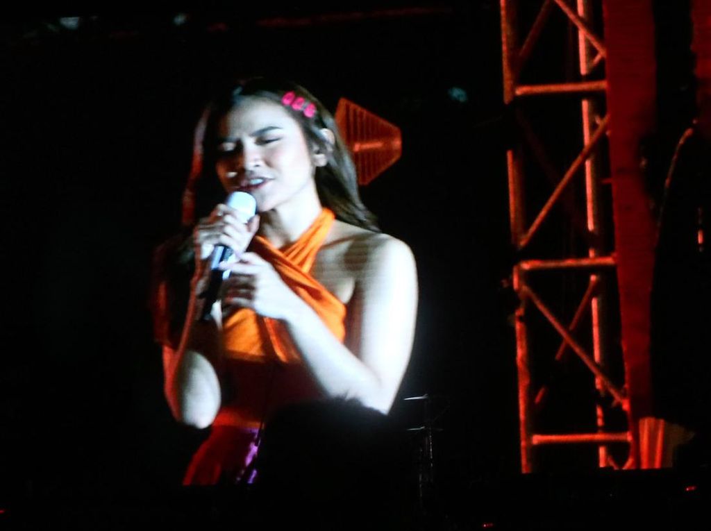 Mahalini Bikin Ribuan Penonton Sanur Festival 2022 Meleleh Mahalini Bikin Ribuan Penonton Sanur Festival 2022 Meleleh
