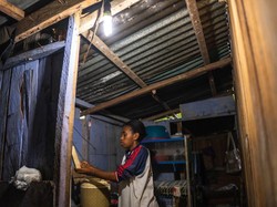 630 Keluarga di Papua Kini Nikmati Sambungan Listrik Gratis PLN