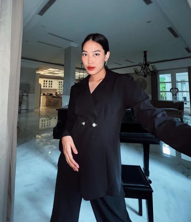 Potret Baby Bump Alika