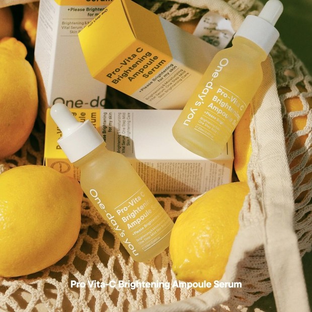 Ampoule serum dari One-day's you yang berfungsi untuk memberikan wajah bercahaya yang alami