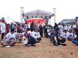 HUT RI Ke-77, Relawan Ganjar Gelar Lomba 17 Agustusan di Bekasi