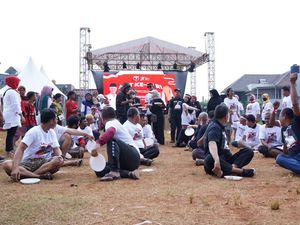 HUT RI Ke-77, Relawan Ganjar Gelar Lomba 17 Agustusan di Bekasi HUT RI Ke-77, Relawan Ganjar Gelar Lomba 17 Agustusan di Bekasi