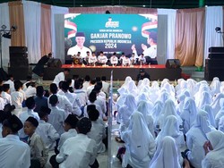 Santri-Kiai di Lampung Doakan Ganjar Pranowo Jadi Presiden 2024