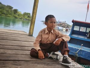 Semangat Nabung Renalto demi Bantu Biaya Sekolah Kakak