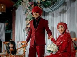 Tika Mega Lestari, Mojang Bandung Istri Pesulap Merah