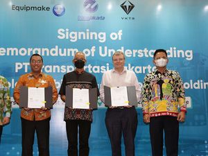 TransJ Akan Ubah Bus Diesel Jadi Bus Listrik