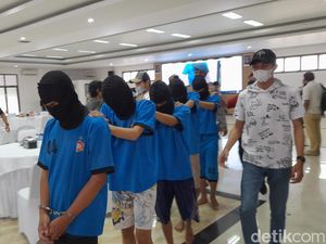 5 Pria di Bogor Ditangkap Usai Perkosa 2 Gadis, 3 Masih Diburu 5 Pria di Bogor Ditangkap Usai Perkosa 2 Gadis, 3 Masih Diburu