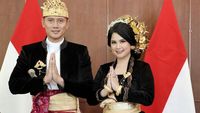 7 Foto AHY & Annisa Upacara Kemerdekaan di Rumah, Tampil Total Berbusana Bali