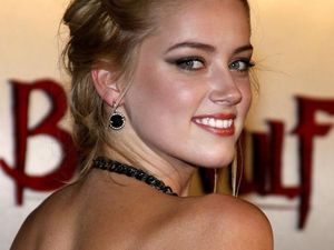 Viral Lowongan Kerja Haters Amber Heard, Bayarannya Rp 118 Ribu per Jam Viral Lowongan Kerja Haters Amber Heard, Bayarannya Rp 118 Ribu per Jam