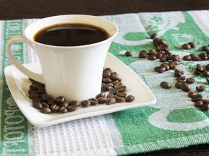 Apakah Manfaat Kopi Instan Sama dengan Kopi Bubuk Segar? Apakah Manfaat Kopi Instan Sama dengan Kopi Bubuk Segar?