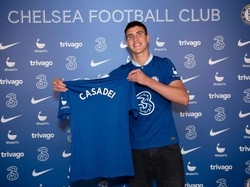 Chelsea Sekolahkan Gelandang Mudanya ke Leicester City