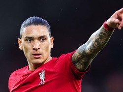 Suarez ke Nunez: Simak Nasihat si Bodoh yang Mampu Bangkit Ini!