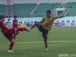 Duo Persis Solo yang Bikin Pelatih PSM Ekstra Waspada: Messidora dan Matsumura