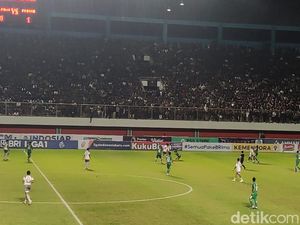 Gol Tunggal Da Silva Bawa Persib Bandung Tumbangkan PSS Sleman