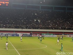 Gol Tunggal Da Silva Bawa Persib Bandung Tumbangkan PSS Sleman