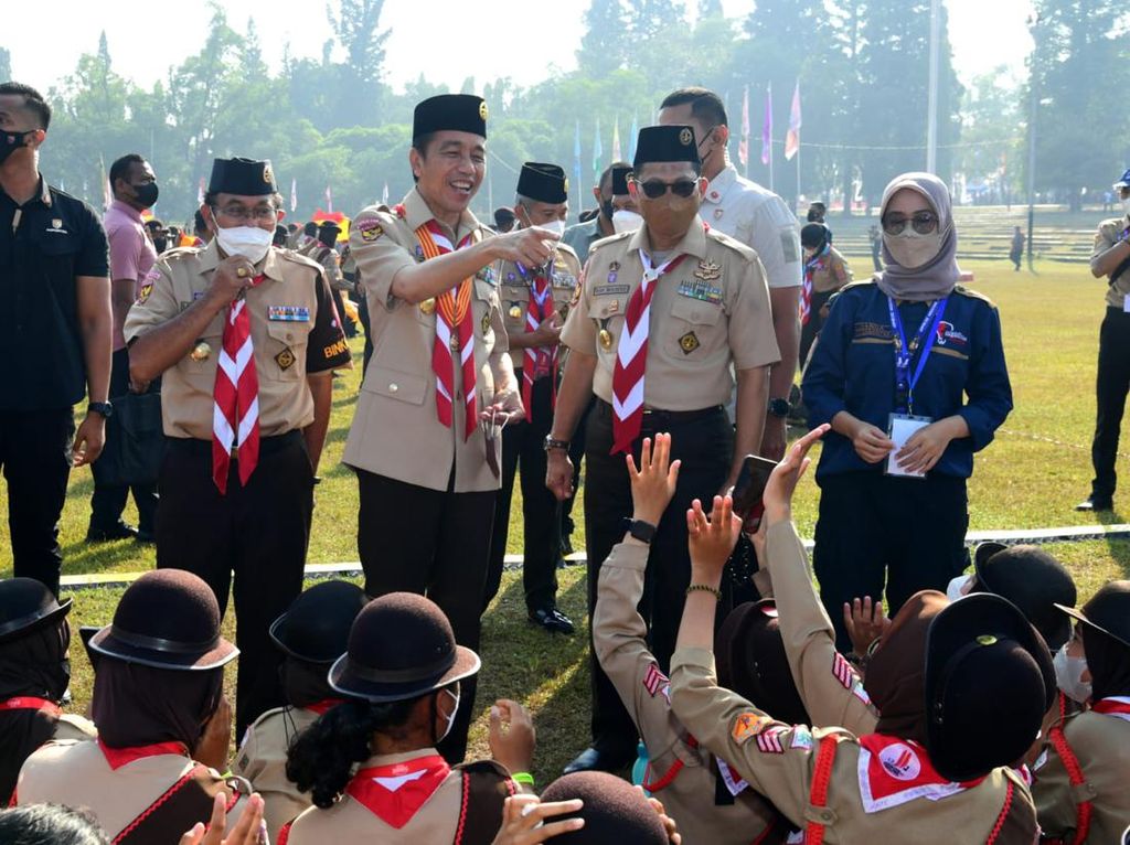 Jokowi Apresiasi Jambore Nasional Singgung Teknologi Digital hingga e-Sport Jokowi Apresiasi Jambore Nasional Singgung Teknologi Digital hingga e-Sport