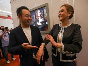 Ketika Maia Estianty Ramaikan Jakarta International Jewellery Fair