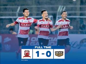 MU Tetap Bertengger di Puncak Klasemen Usai Menang Tipis