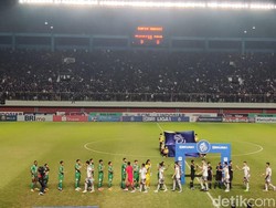 Gol Cepat Da Silva Bawa Persib Ungguli PSS Sleman di Babak Pertama