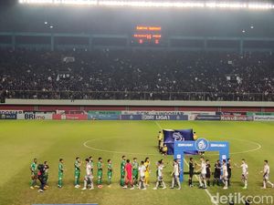 Kemenangan Kedua Budiman, Persib Catatkan Cleansheet di Sleman Kemenangan Kedua Budiman, Persib Catatkan Cleansheet di Sleman