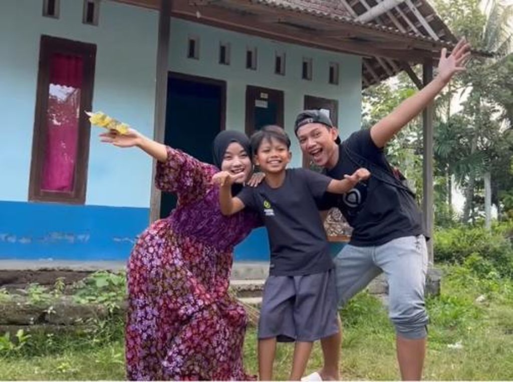 Dua Sisi Farel Prayoga: Sukses Beli Mobil-Rehab Rumah tapi Kerap Bolos Sekolah