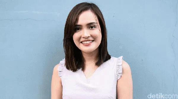 Sederet Artis di Balik Bisnis Ayam Goreng