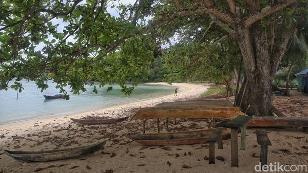 Potret Pantai Kusik di Anambas, Sangat Tenang dan Pas buat Me Time