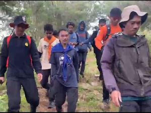 Pendaki Dilaporkan Hilang saat HUT RI di Gunung Bawakaraeng Ditemukan Selamat Pendaki Dilaporkan Hilang saat HUT RI di Gunung Bawakaraeng Ditemukan Selamat