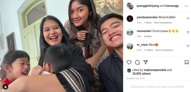 Kahiyang Ayu beri kode Erina Gudono dilamar Kaesang Pangarep.