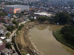 Terganjal Lahan, Proyek Penangkal Banjir di Bekasi Baru Setengah Jadi