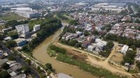 Penampakan dari Udara Progres Normalisasi Kali Bekasi