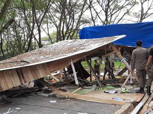 DPRD Bone Protes Satpol Bongkar 70 Lapak PKL di Pasar: Langgar Rekomendasi