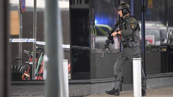 Suasana Mal di Swedia Usai Penembakan