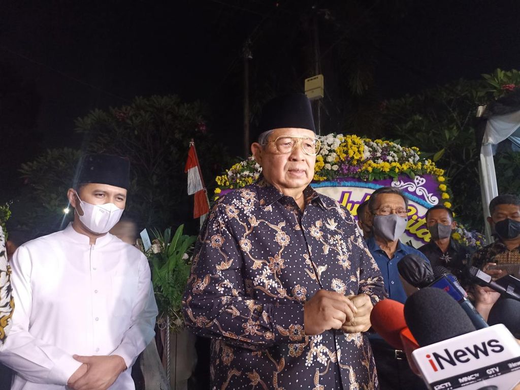 SBY Kenang Jasa-jasa Hermanto Dardak di Kabinet Indonesia Bersatu II SBY Kenang Jasa-jasa Hermanto Dardak di Kabinet Indonesia Bersatu II