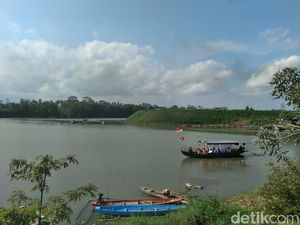 Waduk Dempok, Wisata Murah Meriah di Malang Favorit Pemancing Waduk Dempok, Wisata Murah Meriah di Malang Favorit Pemancing