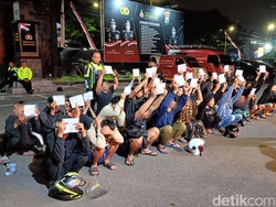 Polisi Jaring-Tilang Puluhan Remaja Gelar Balap Liar di Kota Malang