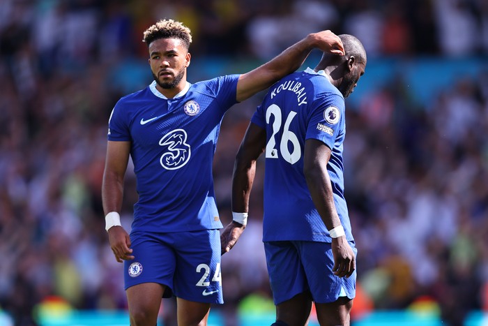 LEEDS, ENGLAND - AUGUST 21: Kalidou Koulibaly of Chelsea walks off after receiving a red card during the Premier League match between Leeds United and Chelsea FC at Elland Road on August 21, 2022 in Leeds, United Kingdom. (Photo by Robbie Jay Barratt - AMA/Getty Images)