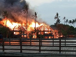 5 Hal Diketahui soal Putri Duyung Cottage Ancol Dilalap Api