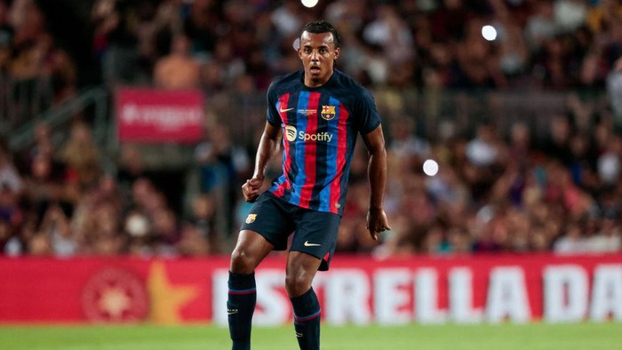 BARCELONA, SPAIN - AUGUST 7: Jules Kounde of FC Barcelona during the Club Friendly   match between FC Barcelona v Pumas at the Spotify Camp Nou on August 7, 2022 in Barcelona Spain (Photo by David S. Bustamante/Soccrates/Getty Images)