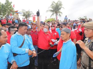 Puncak Road To Bulan Cinta Laut, KKP Bebersih Sampah Laut di Sumbar Puncak Road To Bulan Cinta Laut, KKP Bebersih Sampah Laut di Sumbar