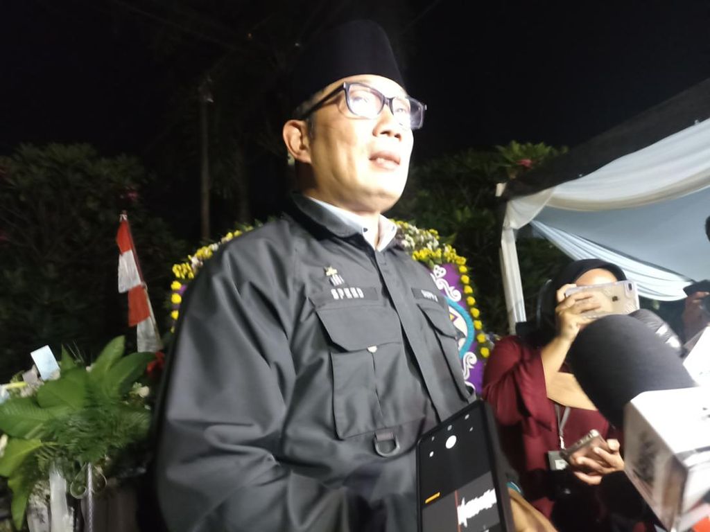 Ridwan Kamil Kenang Sosok Hermanto Dardak: Menenangkan Gak Grasa-grusu