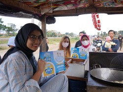 Unik, Pedagang Tahu Bulat Ikut Sosialisasi Melek Pajak di Bandung