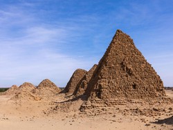 Sejarah Sebagai Peristiwa: Pengertian, Syarat, dan Kategorinya