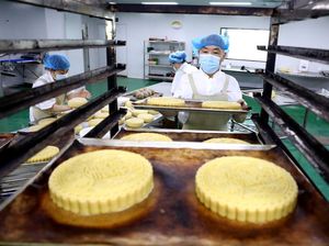 Harumnya Kue Bulan Mulai Tercium Jelang Mid-Autumn Festival Harumnya Kue Bulan Mulai Tercium Jelang Mid-Autumn Festival