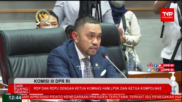 Ahmad Sahroni saat rapat Komisi III DPR dengan Kompolnas, Komnas HAM, LPSK