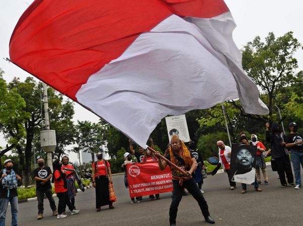 Seniman Geruduk MA, Daftar Gugatan Pergub DKI Soal Pengelolaan TIM