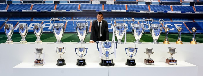 MADRID, SPAIN - AUGUST 22: Carlos Casemiro at Real Madrid Tribute and Farewell to Carlos Casemiro at Estadio Santiago Bernabeu on August 22, 2022 in Madrid, Spain. (Photo by Helios de la Rubia/Real Madrid via Getty Images)