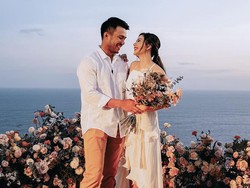 Gaya Jessica Mila Dilamar Romantis Anak Pengacara di Bali, Menangis Haru